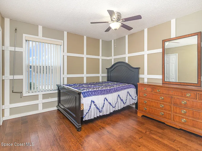 2893 Glasbern Cir — Photo 19