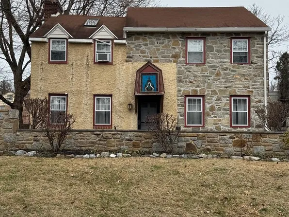 7029 Brentwood Rd, Philadelphia, PA 19151