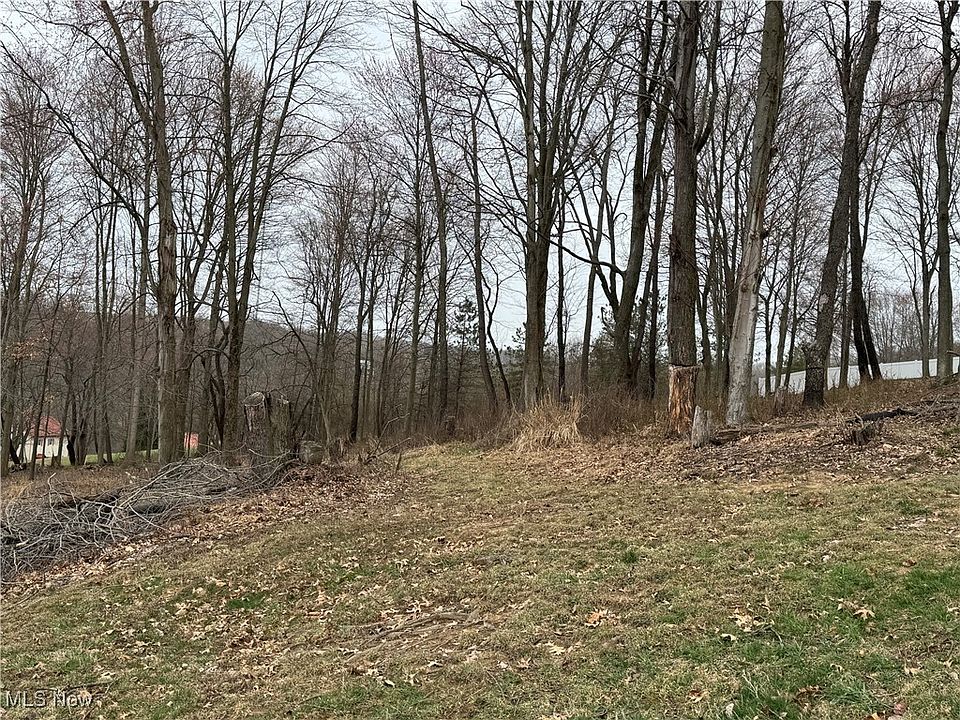 1st image of Wood Haven Dr NW