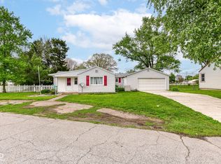 120 S A St, Elwood, IN 46036