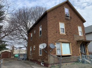 11 Washburn St, Worcester, MA 01610