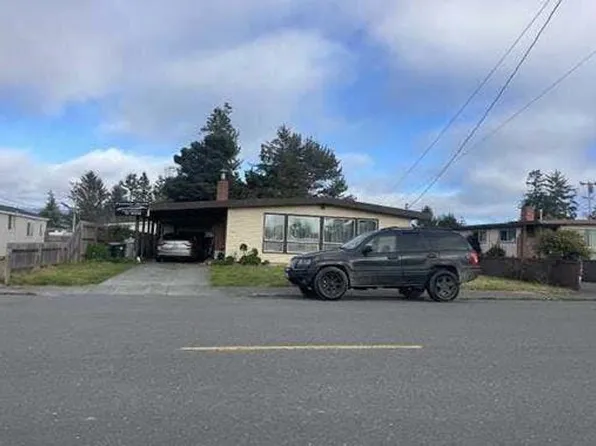 1715 Quaker St, Eureka, CA 95501