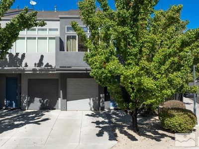 385 Pine St, Reno, NV, 89501