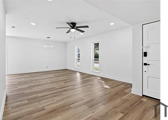 6013 Cedar Ln — Photo 17