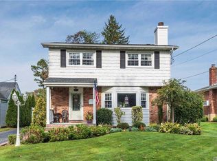 964 Old Britton Rd, Bellmore, NY 11710