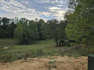 8 Aberdeen Dr, Ona, WV 25545