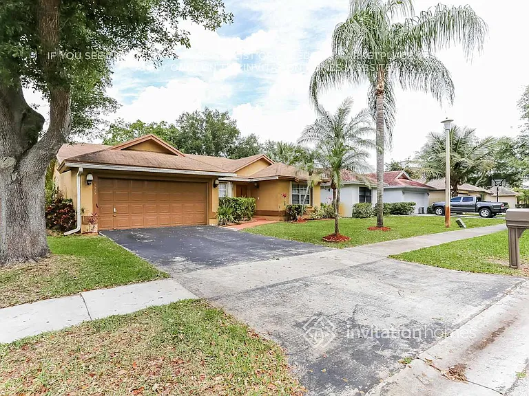 9575 NW 25th Ct — Photo 3