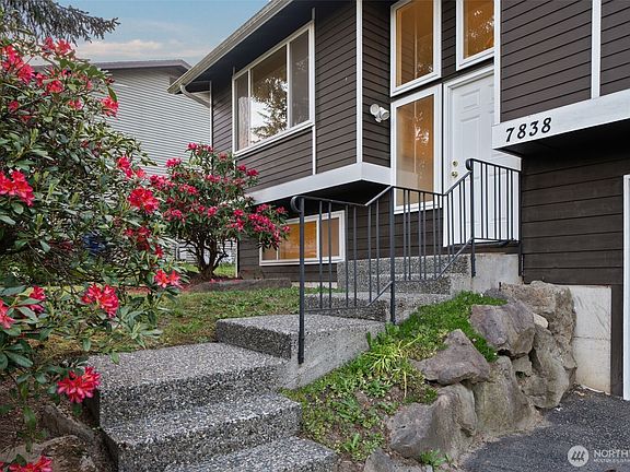 2nd image of 7838 NE 146th Street