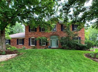 2346 Fairoyal Dr, Saint Louis, MO 63131