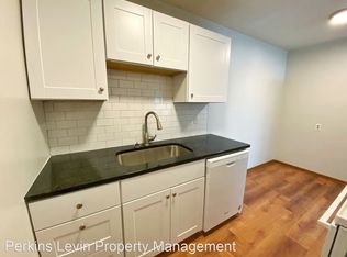 2424 4th St NE UNIT 11, Minneapolis, MN 55418