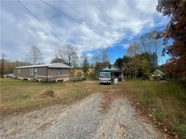 5445 Congo Rd, North Wilkesboro, NC 28659