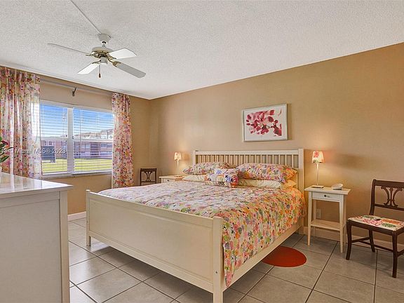 4th image of 9821 Sunrise Lakes Blvd APT 108