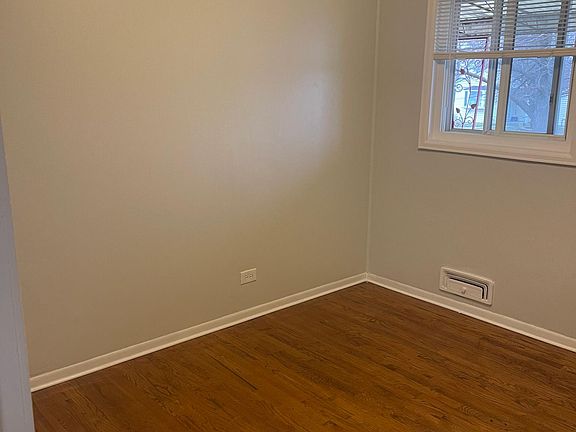 Upstairs Bedroom#1