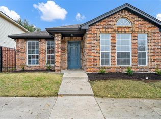844 Greenridge Dr, Arlington, TX 76017