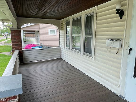 5th image of 2242 E 33rd St