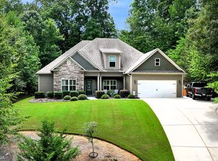 2645 Waters Edge Dr, Gainesville, GA