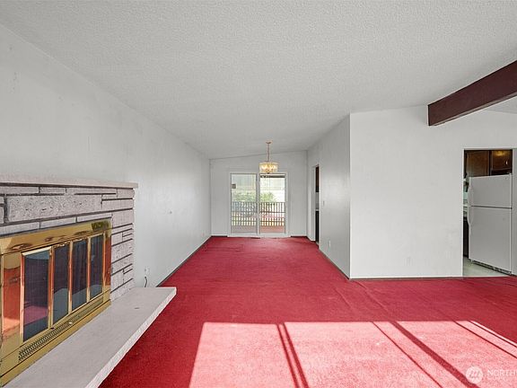 4th image of 3703 SW 191st Place SW