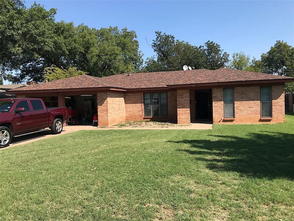 1st image of 917 Amarillo St