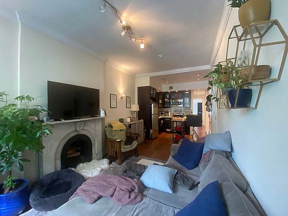 5th image of 102 Pierrepont St APT 4