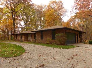 63607 Pine Rd, North Liberty, IN 46554