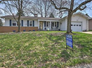 3256 N Holly Dr, Decatur, IL 62526