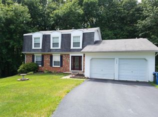 7204 Sontag Way, Springfield, VA 22153