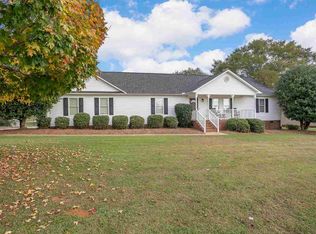 137 Powder Springs Dr, Duncan, SC 29334