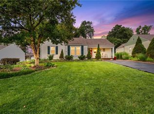 5824 Floyd St, Overland Park, KS 66202
