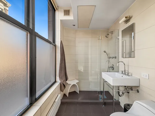 209 East 2nd Street image 11 of 12