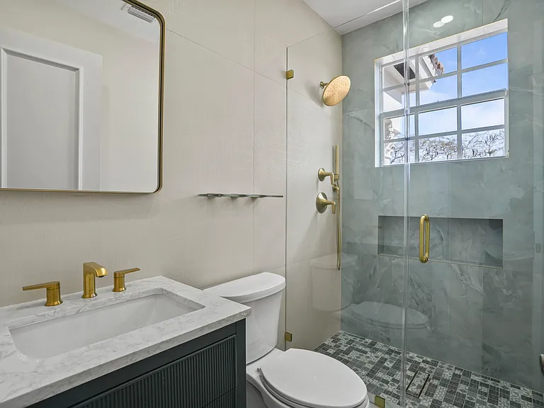 3201 E Stonebrook Cir — Photo 39
