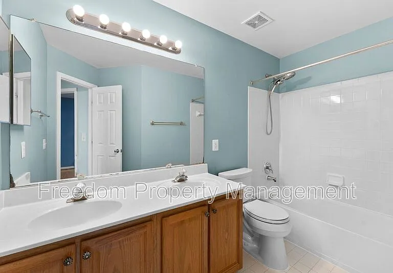 9140 Worthington Dr — Photo 57