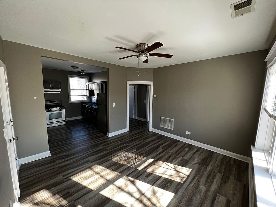 1st image of 2438 W 62nd St #2