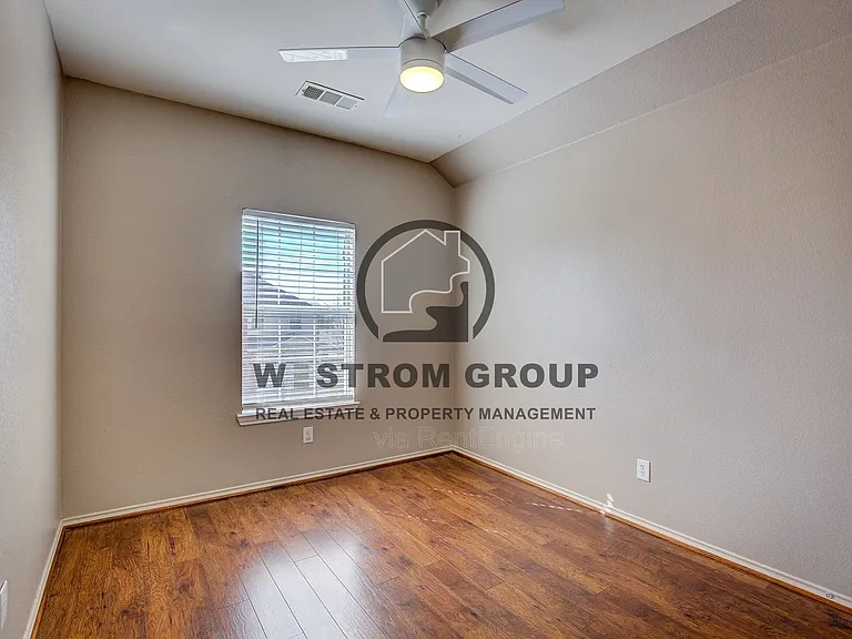 4537 Chris Dr — Photo 52