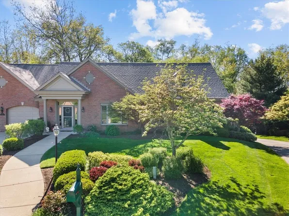 941 Red Oak Dr, Pittsburgh, PA 15238