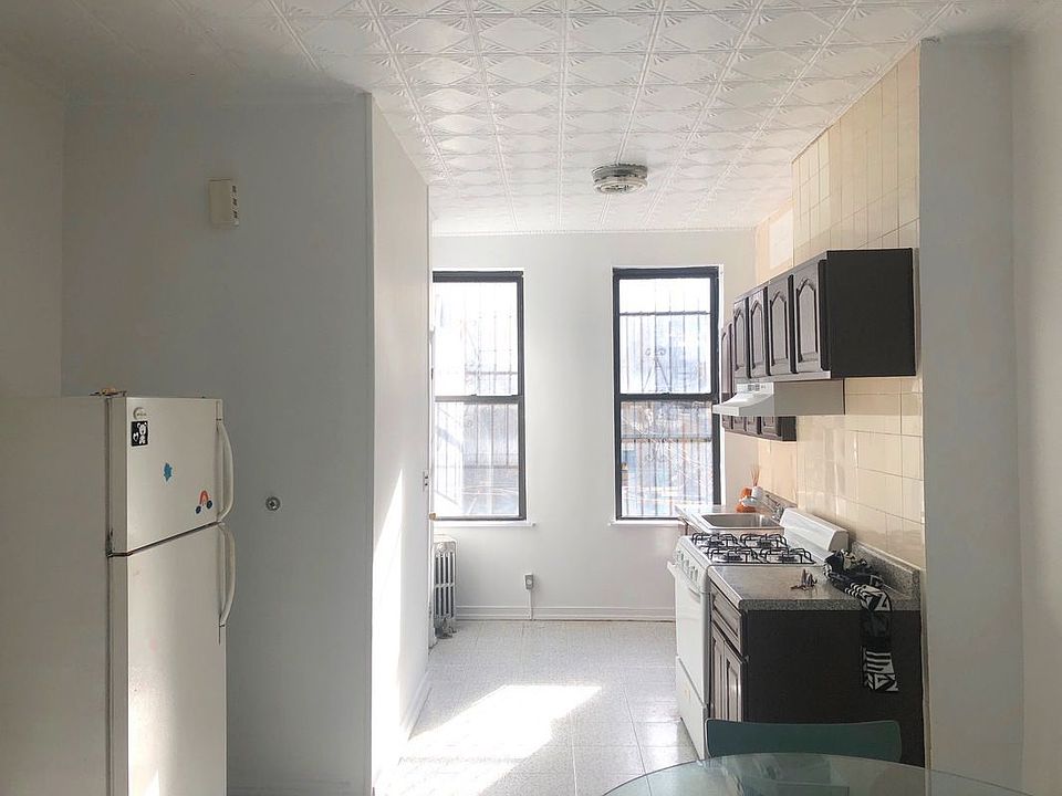1st image of 416 Stanhope St APT 1L
