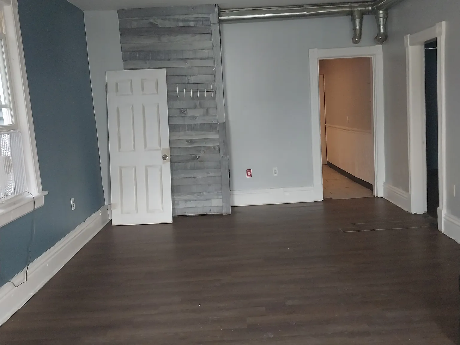 72 Heartt Ave - 2 — Photo 4