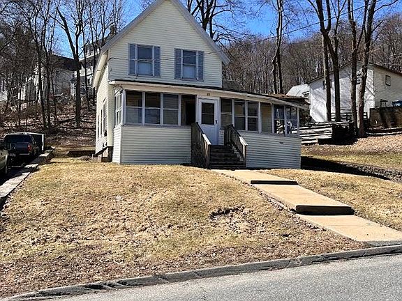 71 School St, Hudson, MA 01749 | Zillow