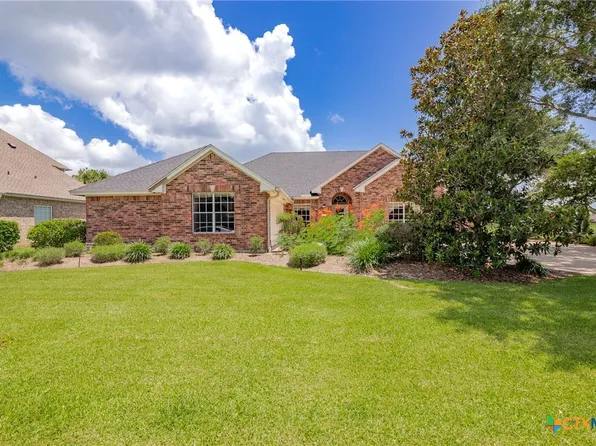 307 Willow Way, Victoria, TX 77904