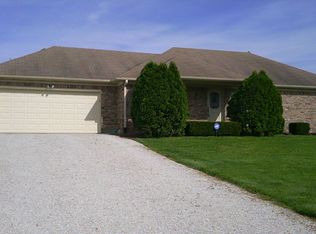 3375 Valley View Dr, Martinsville, IN 46151