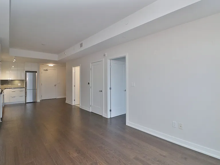 530 De Mazenod Ave #606 — Photo 18