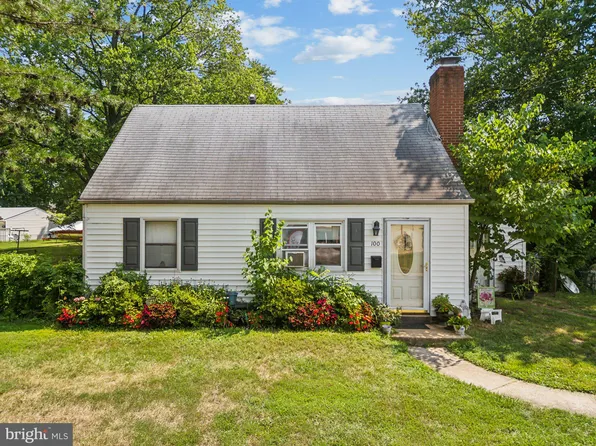 100 Courtney Dr, Manassas Park, VA 20111