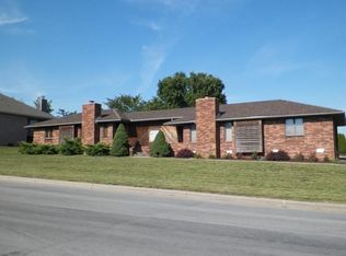 4401 Scioto Dr, Nixa, MO 65714