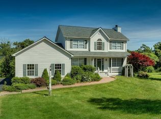 16 Vanderbilt Dr, Highland Mills, NY 10930