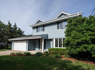 3643 S Wollmer Rd, Greenfield, WI 53228