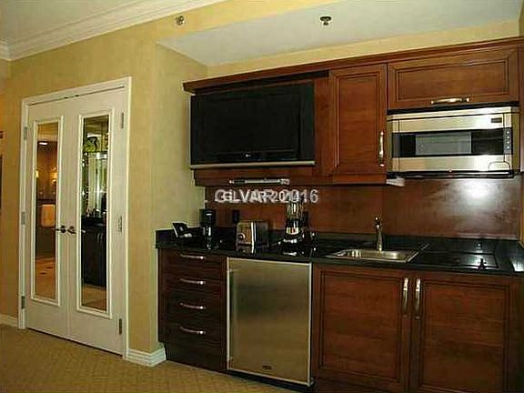 4th image of 145 E Harmon Ave #1109