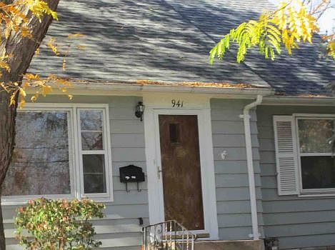 2nd image of 941 Charlton St