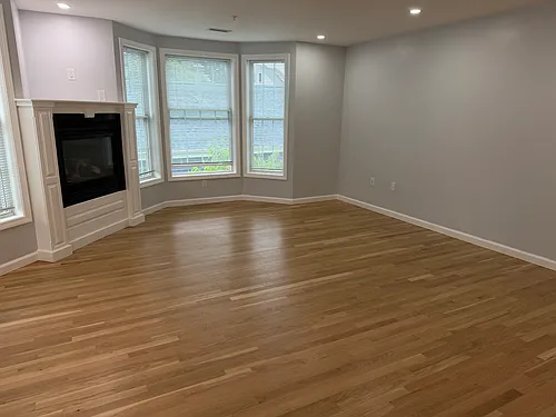 571 Freeport St #3 Photo 1