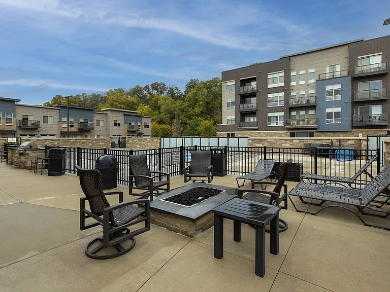 The Reef Apartments — Photo 16
