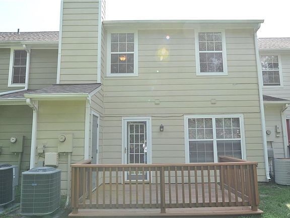 5th image of 4109 Bush Lake Dr