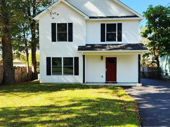 15 Greising Street, Pine Bush, NY 12566